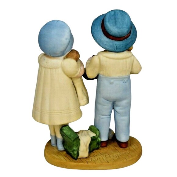 Jan Hagara Autographed Betsy and Jimmy 2 Year Limited Edition Figurine 1982 - Picture 3 of 5